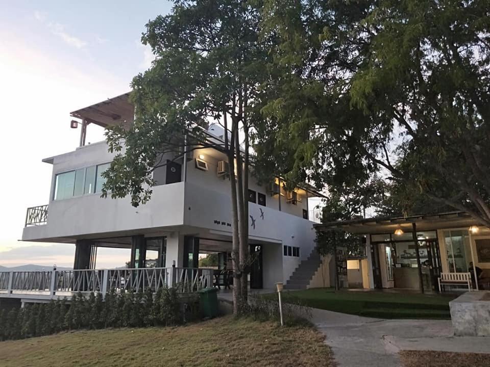 Norn Nab Dao Rimphu Resort Chiang Khan Esterno foto